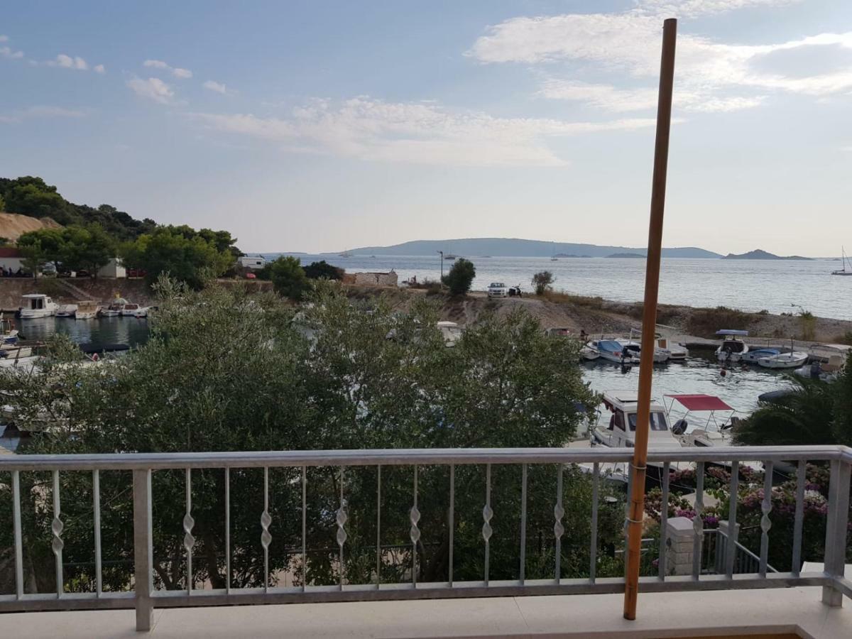 Apartman Nino Donji Okrug  Εξωτερικό φωτογραφία